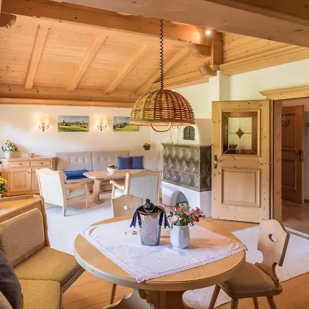 Neuhaus Appartement Kitzbühel