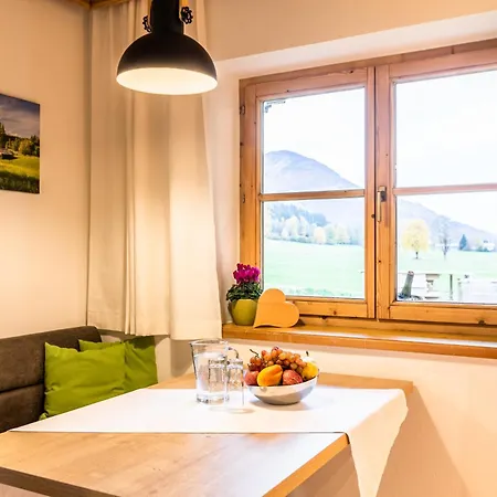 Neuhaus * Kitzbühel